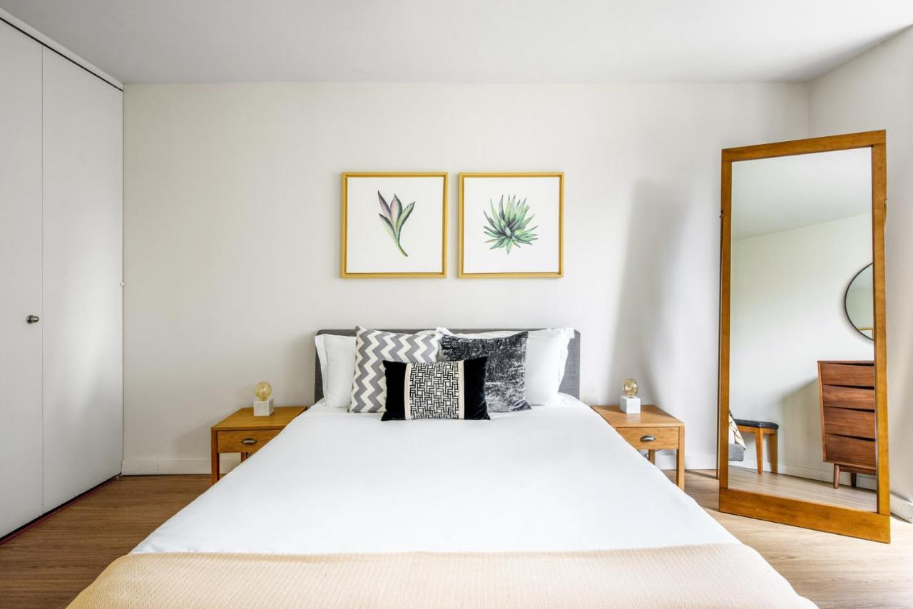 Uws 2br W Doorman Gym Parking Nr Park Nyc-596 Apartment