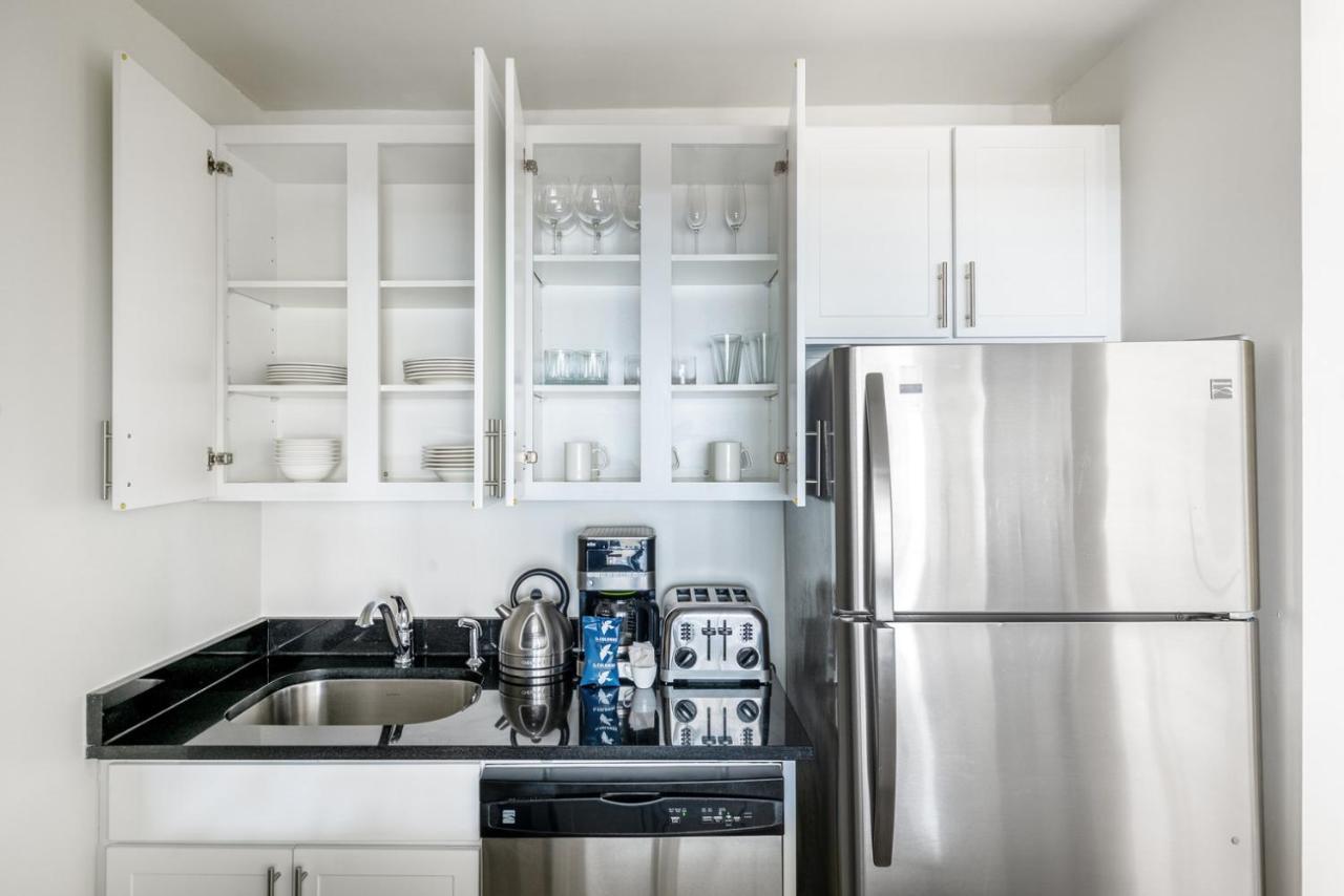 Apartment Uws 2br W Doorman Gym Parking Nr Park Nyc-596 *