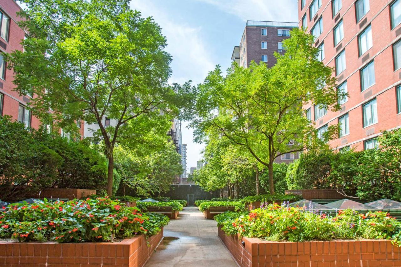 Uws 2br W Doorman Gym Parking Nr Park Nyc-596 * New York