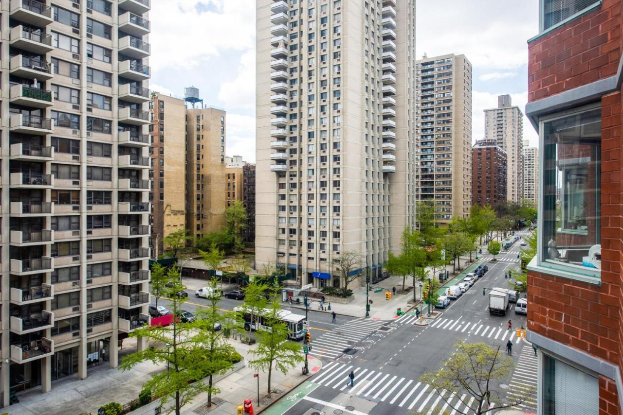 Uws 2br W Doorman Gym Parking Nr Park Nyc-596 *